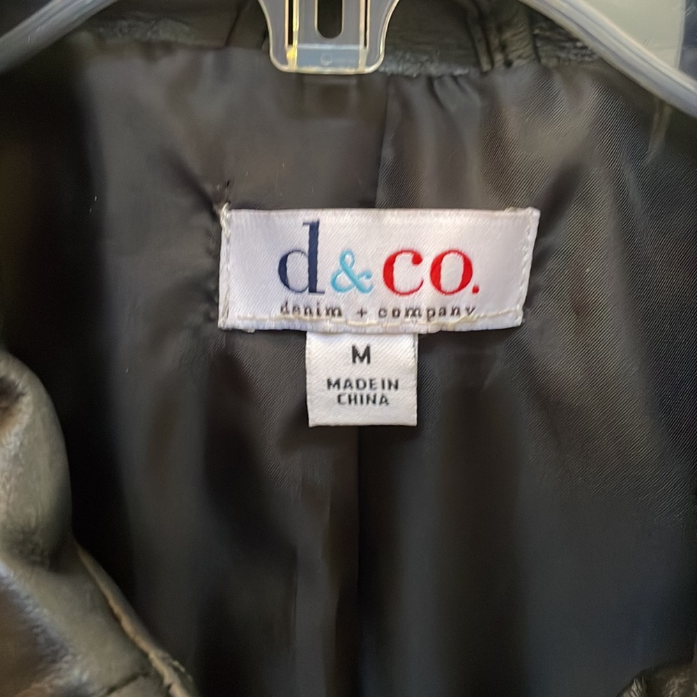Women’s leather jacket. - Picture 2 of 11